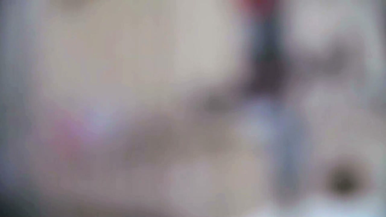 tire del foco en un letrero de la calle que lee wall st