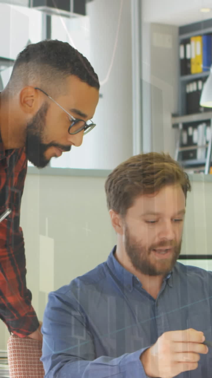 Animazione di elaborazione dati con statistiche su professionisti che parlano