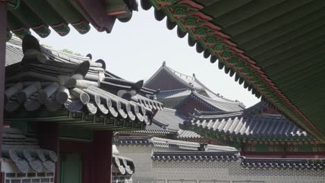 el templo asiático de changdeokgung en seúl, corea