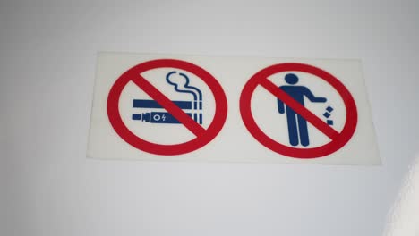 no smoking and no littering signs