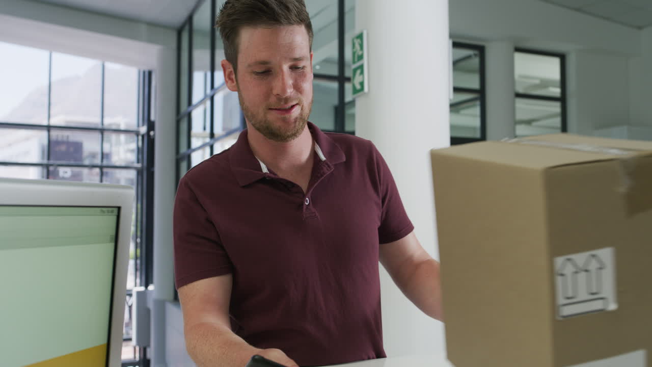 manejado con el cuidado experto que su paquete merece