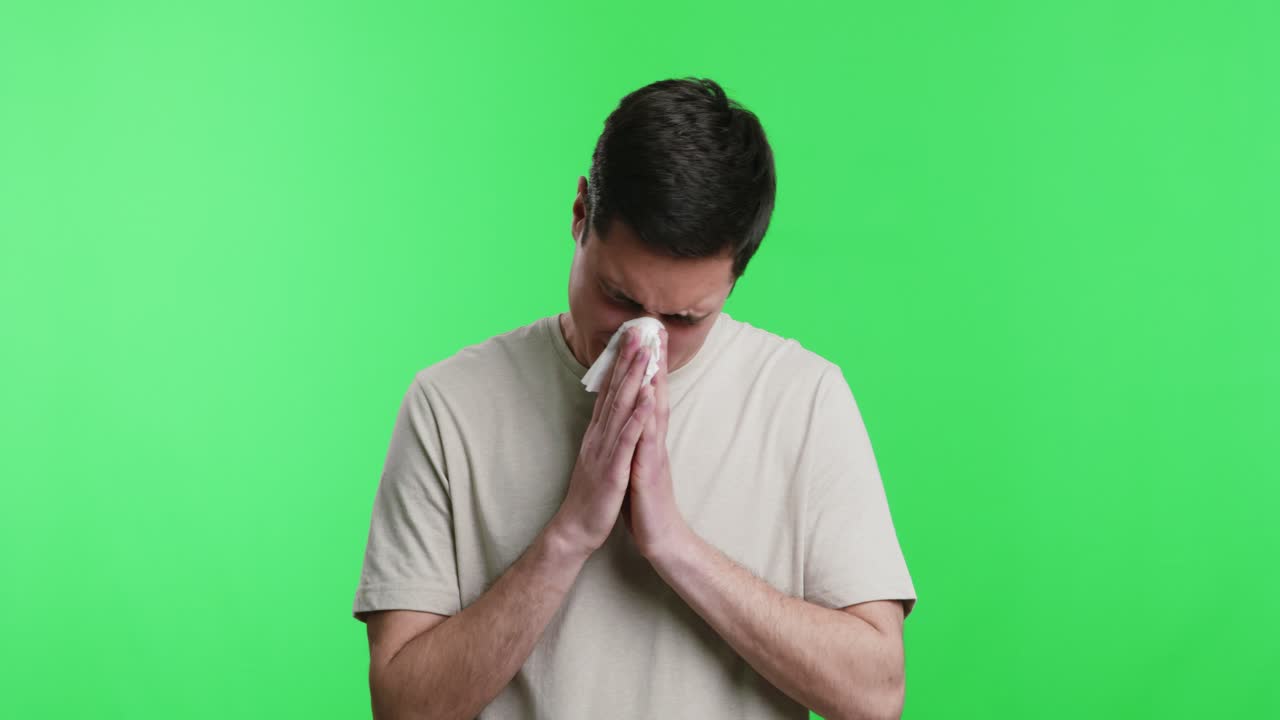 hombre con un resfriado