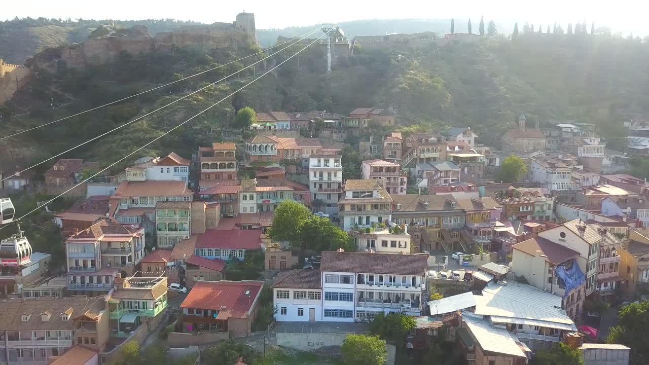 en 2010, el gobierno de tbilisi inició un programa
