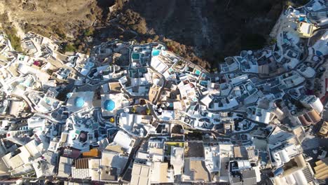 imágenes de drones aéreos de oia santorini de grecia 15.mp4