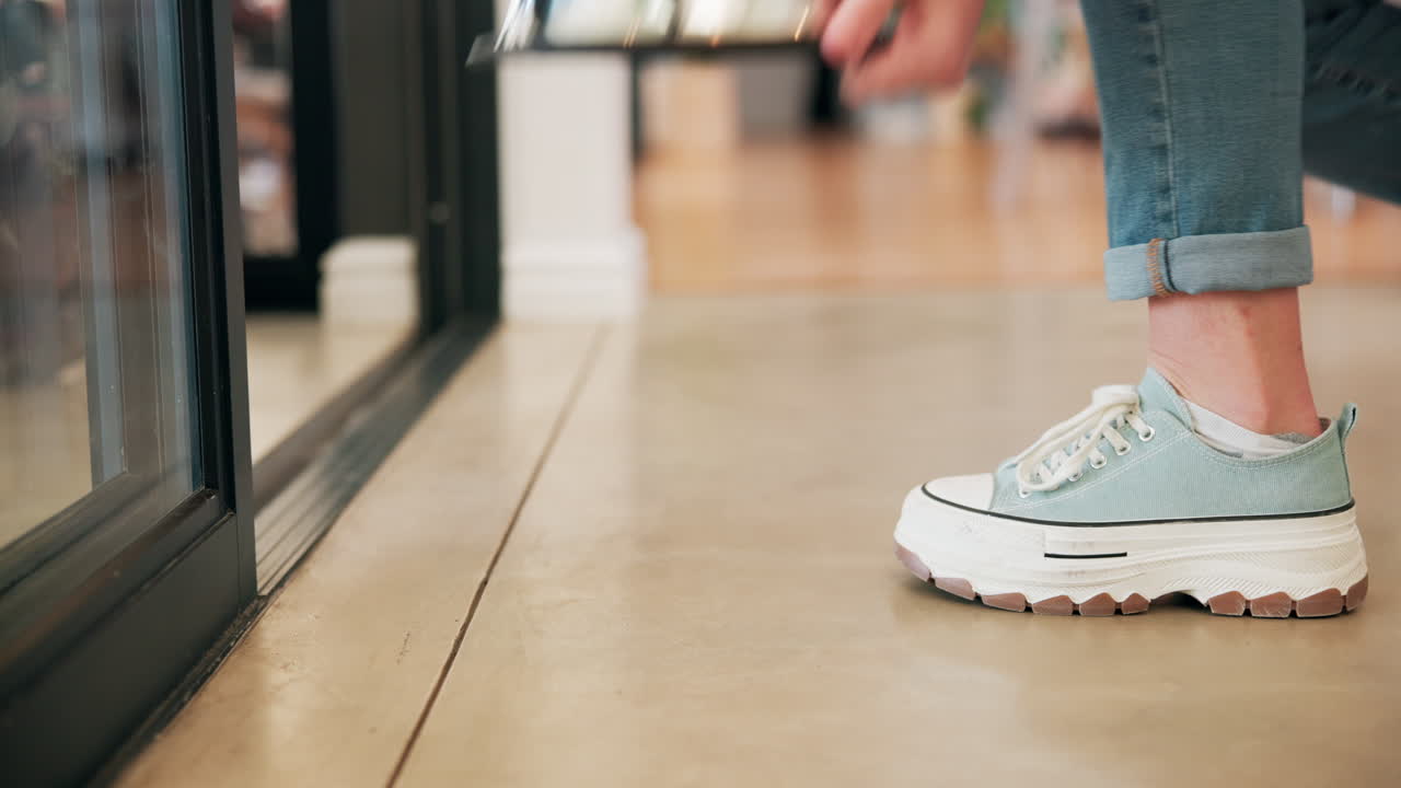 Dog food feeding time