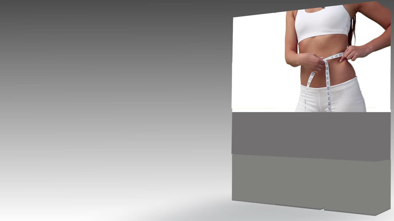 mujeres midiendo su cintura