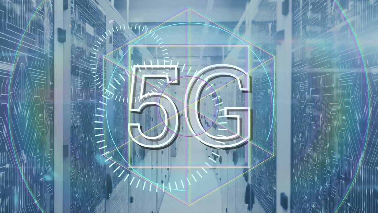 animazione di forme e testo 5g sulla sala server