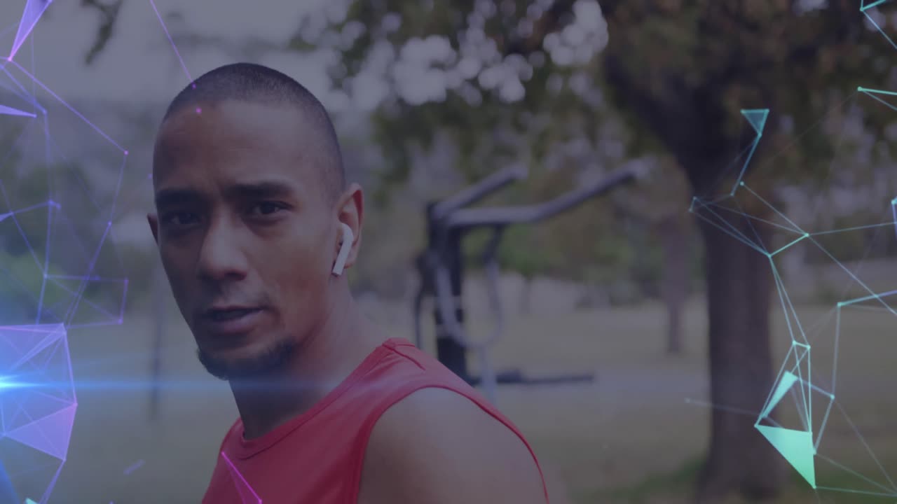 animación de redes violetas y azules brillantes sobre el retrato de un atleta masculino decidido al aire libre