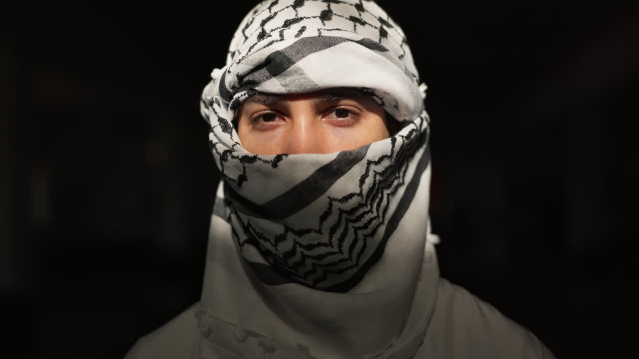 Man wearing a keffiyeh