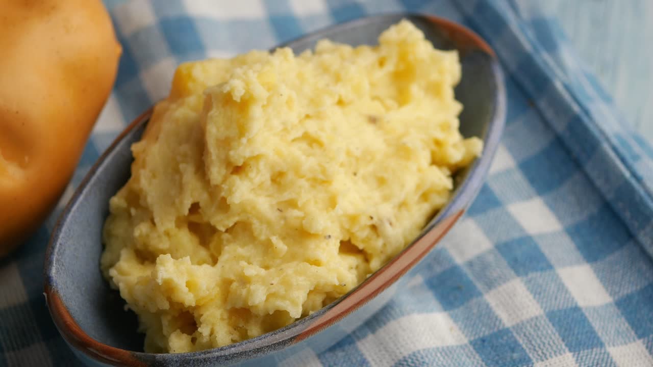 puré de patatas en un tazón