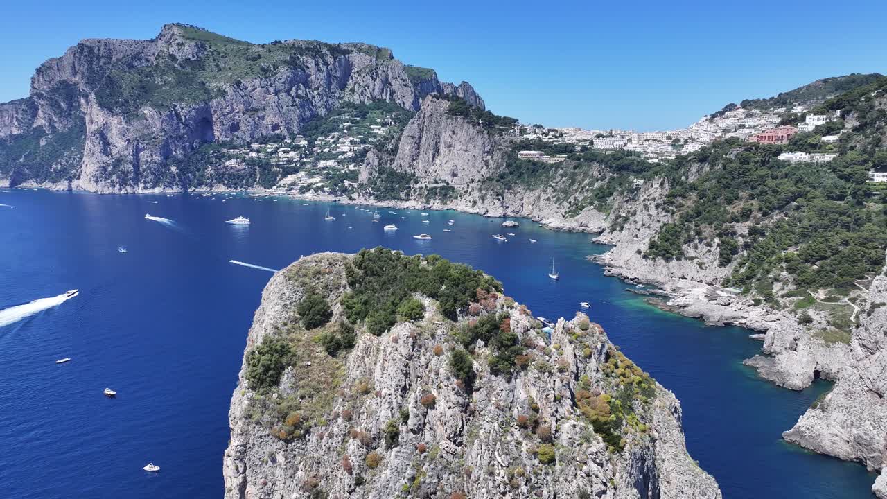 Faraglioni At Capri In Naples Italy. Island Landscape. Tourism Landmark. Faraglioni At Capri In Naples Italy. Bay Of Naples Skyline. Cultural Heritage Coastal. Paradise Capri Island.