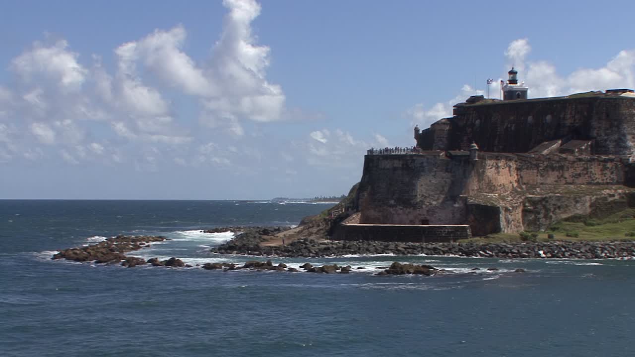 오래된 산후안의 카스티요 산 펠리페 델 모로 탐험