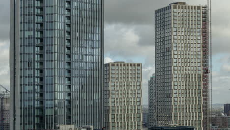 el horizonte de canary wharf, en los muelles de londres