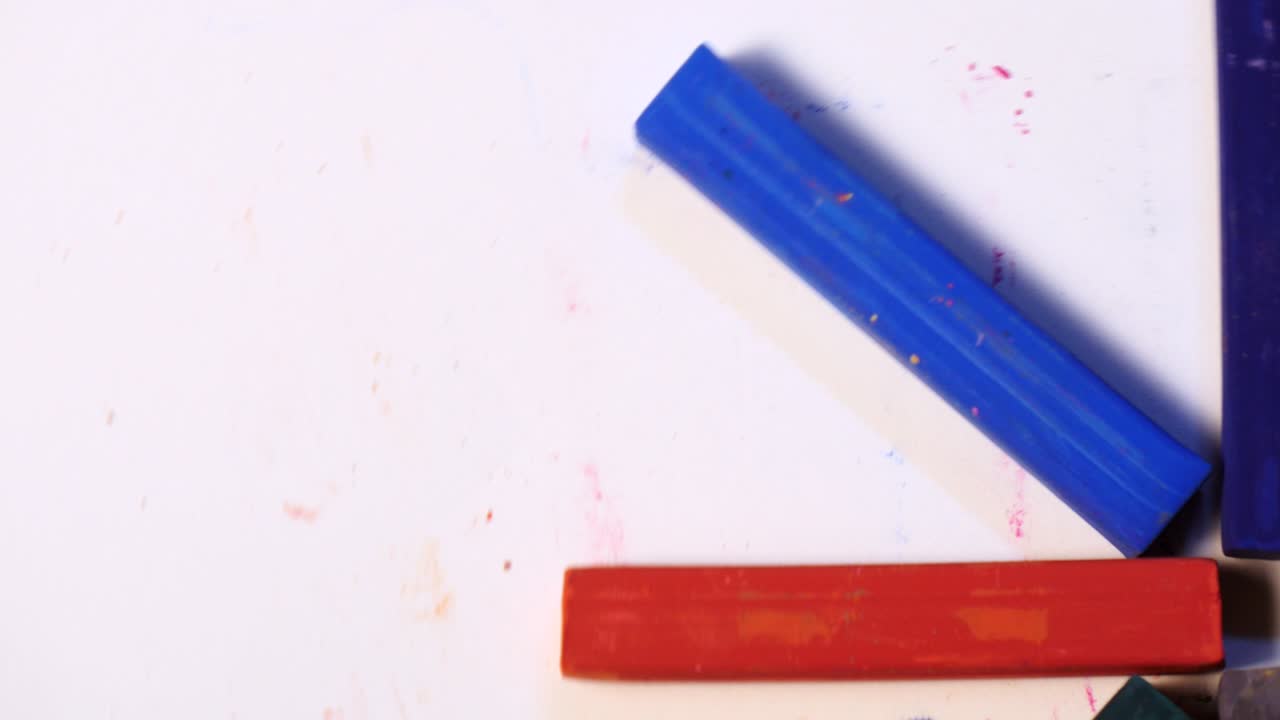 pasteles de tiza de colores en rotación