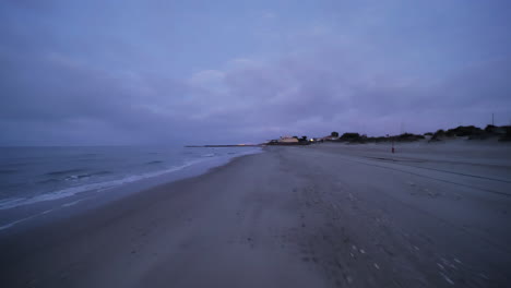 beach-in-the-morning-traveling-forward-Occitanie-France