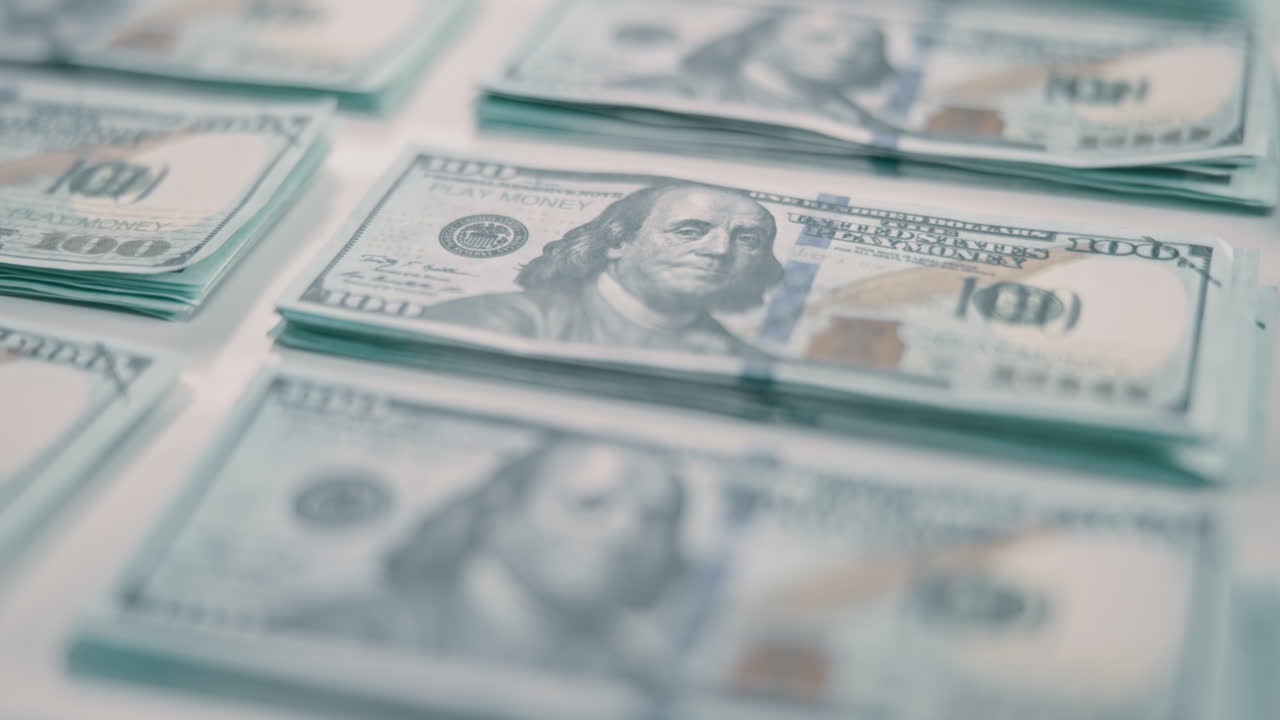 Dollar, valuta og kredit med pengesedler
