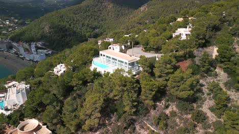 Finca-De-Lujo-Con-Piscina