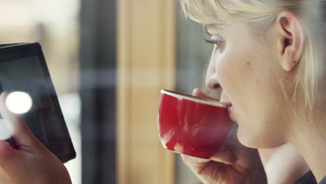 Es-Gibt-Nichts-Schöneres-Als-Koffein,-Um-Ihre-Sinne-Zu-Wecken