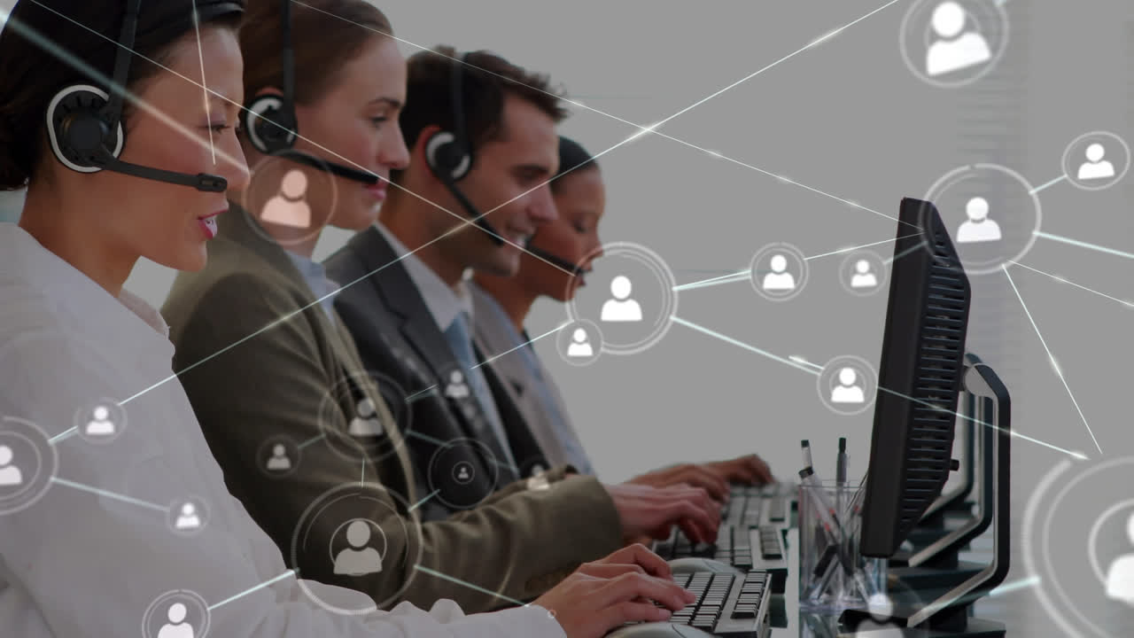 animazione della rete di connessioni su uomini d'affari che indossano cuffie telefoniche