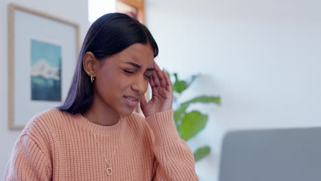 Mujer,-Dolor-De-Cabeza-Y-Dolor-En-El-Estudio-De-La-Computadora.