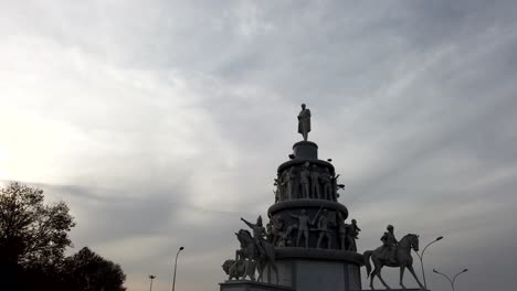 Elegante-Monumento-De-Ataturk-Ulus-Anit-Eskisehir