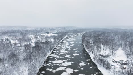 Pushing-low-near-the-crisp-water-and-ice-floats