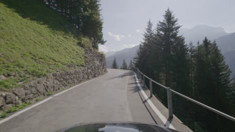 Driving-video-of-the-Sustenpass-in-Switzerland