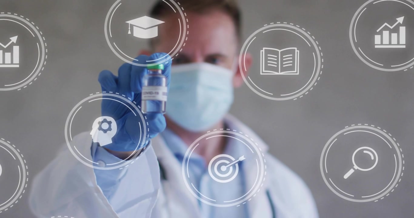 Video verticale: Medico che solleva una fiala in avanti, ruotando attraverso icone HUD per mostrare il COVID-19 per la salute.