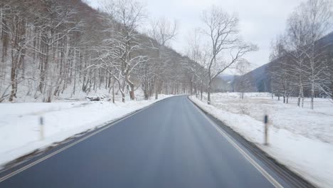 Driving-in-beautiful-winter-scenery-in-Germany