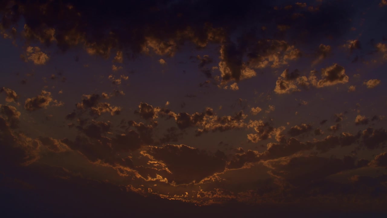 Letztes Licht des westlichen Sonnenuntergangs