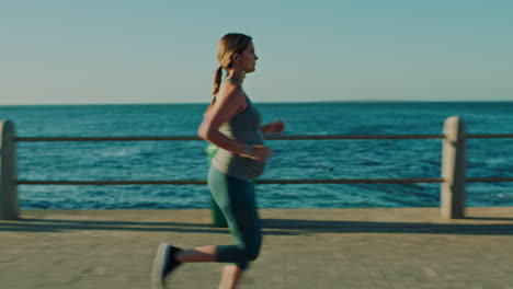 Pregnancy-wellness,-running-on-beach