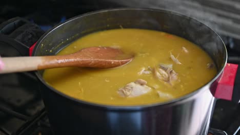 Sancocho-Traditionelles-Dominikanisches-Gericht-Nahaufnahme