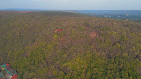 parachute raide in chapora beach in goa india sandy beach sweet lake goa
