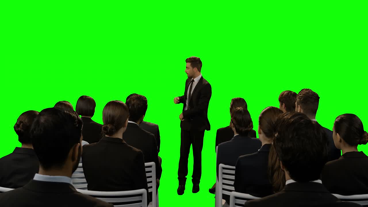 미래의 디지털 스크린에서 프레젠테이션을 하는 사업가