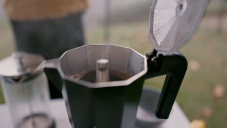 Heißer-Kaffee,-Kochender-Wasserkocher