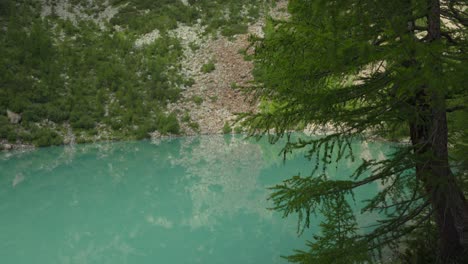 Calm-Blue-Waters-Of-Lagazzuolo-Lake-In-Valmalenco,-Sondrio,-Italy