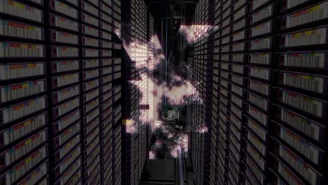 símbolo del yen girando contra la sala del servidor de la computadora en el fondo