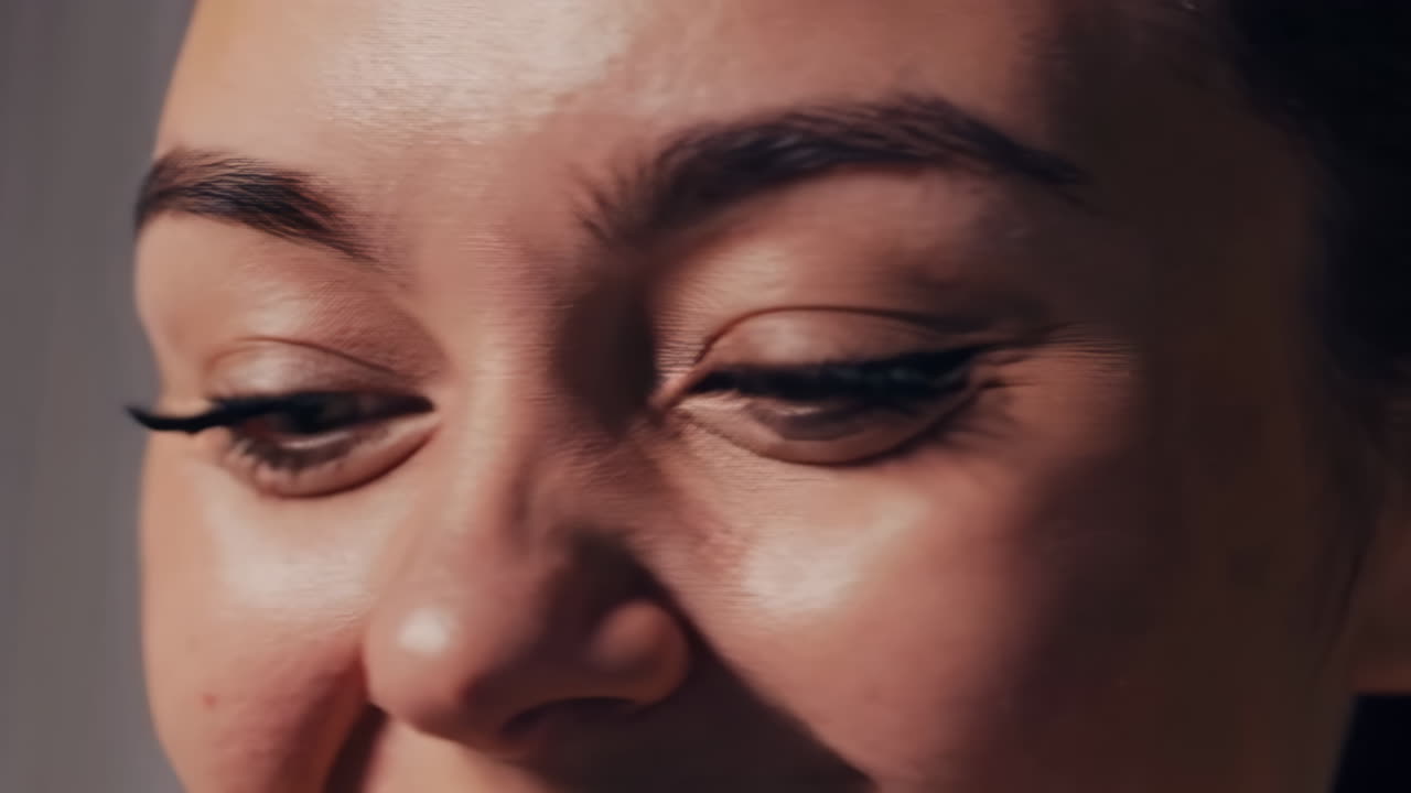 primer plano de una mujer sonriendo