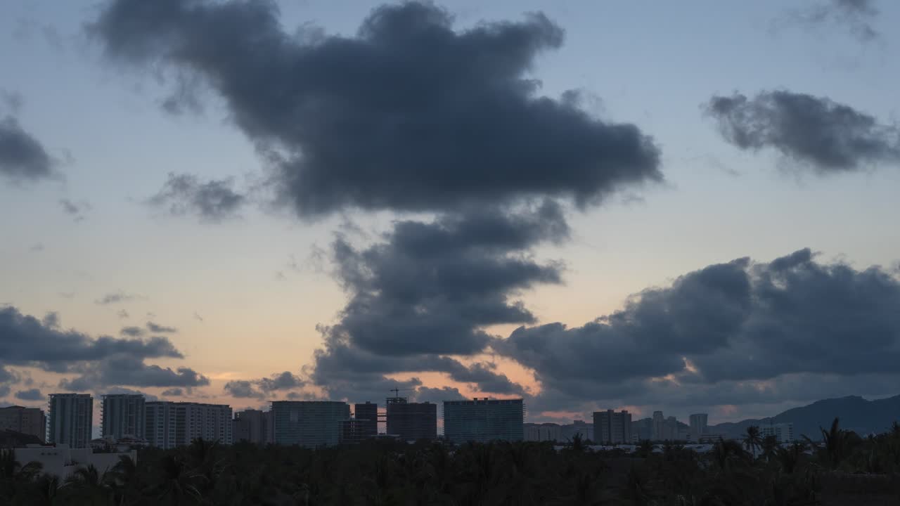 Timelapse video of the sunset in Acapulco, M&eacute;xico