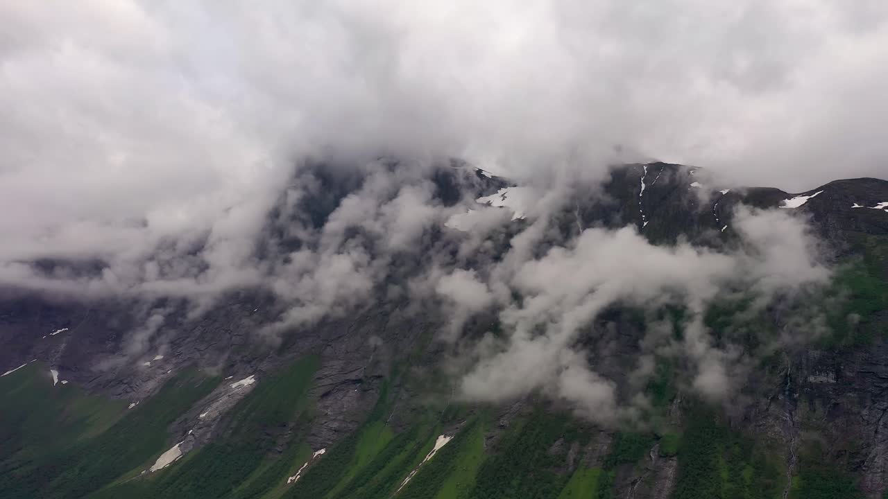 공중 영상 아름다운 노르웨이의 자연.