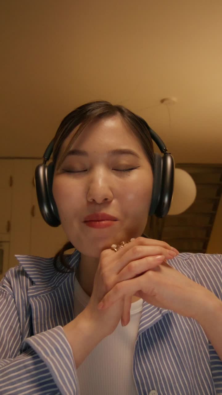 비디오 컨퍼런스의 여성