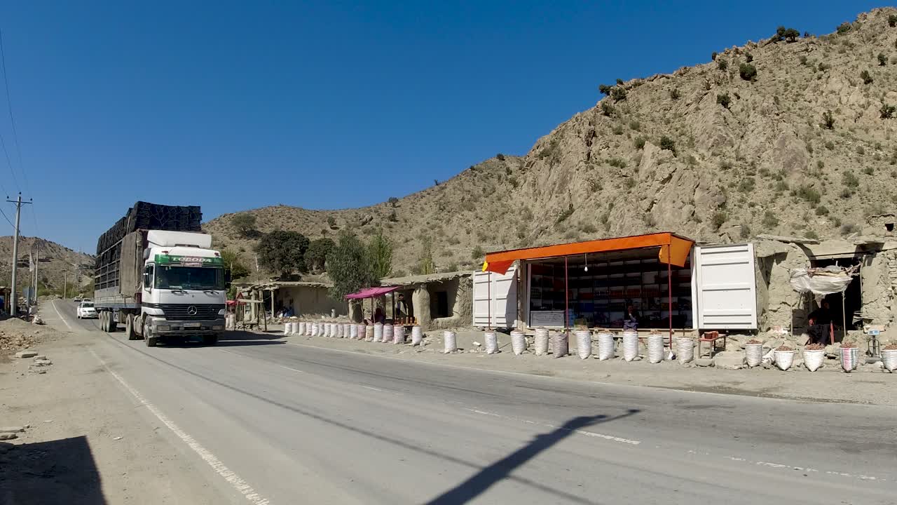 무거운 트레일러 통행