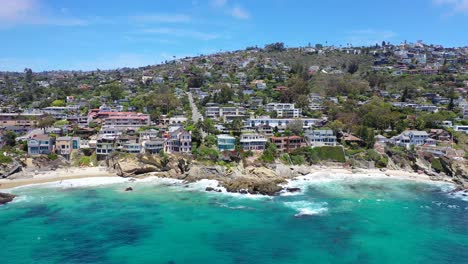 the newport beach coastline is a beautiful place in the summer