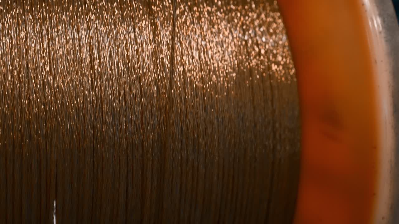 스풀에 구리 와이어