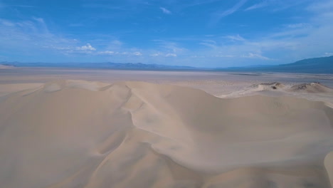 Imágenes-Aéreas-De-Las-Dunas-Dumont-Desierto-De-Mojave-Sur-De-California