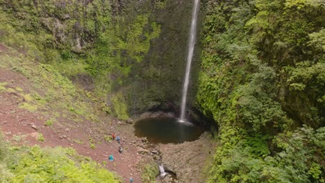 Drone-flight-over-waterfall-and-lake-in-Madeira-Portugal