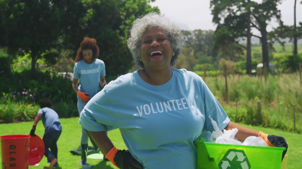 Volunteers collecting rubbish and recycling