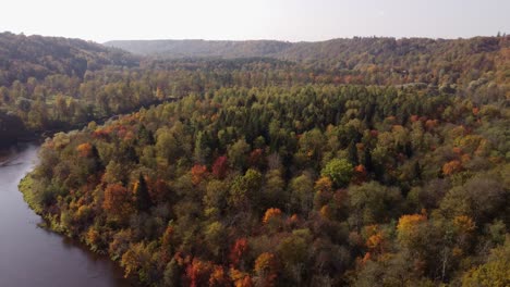 Sigulda-Ciudad-De-Letonia-En-El-Mes-De-Octubre