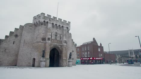 Bargate-medieval-monument-in-the-snow-during-Winter,-in-Southampton,-Hampshire,-UK