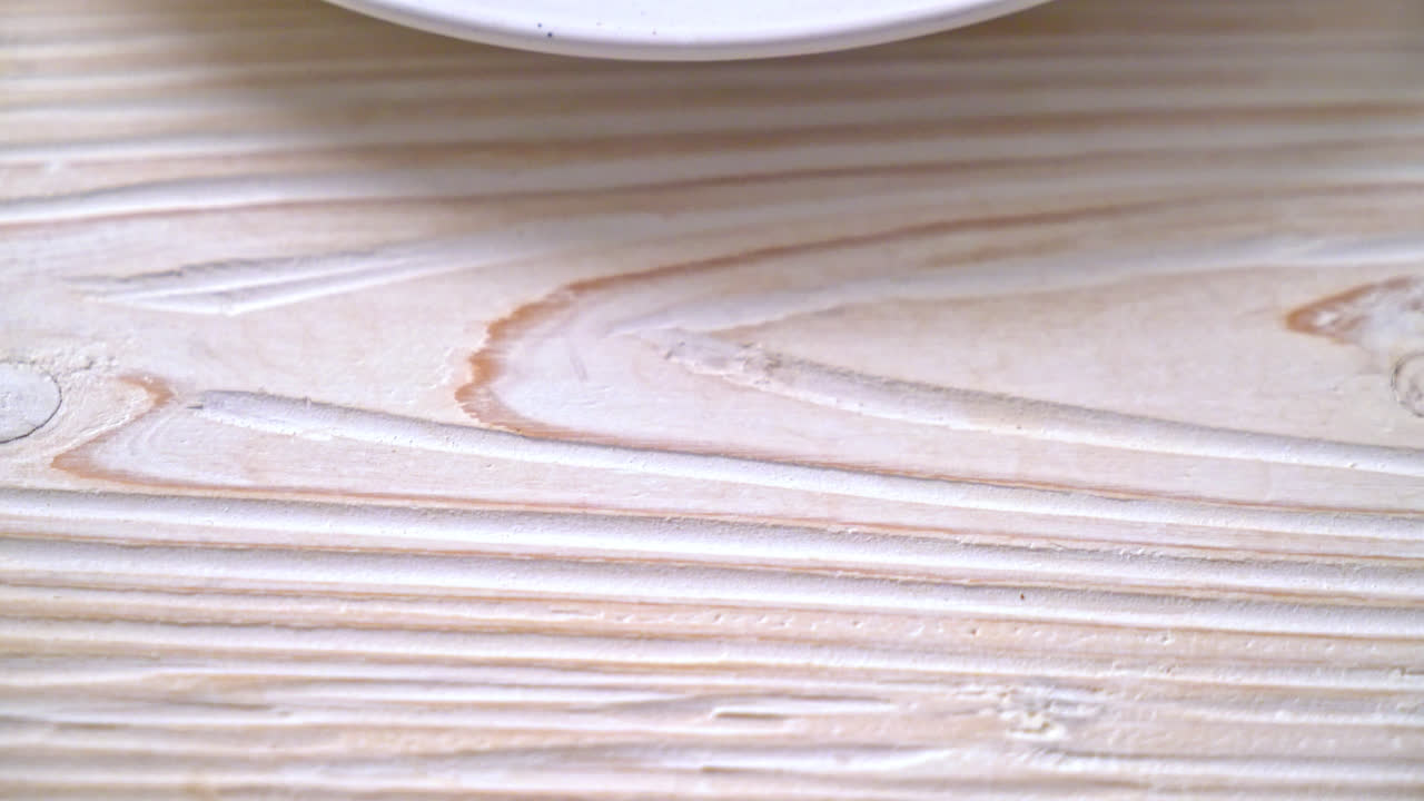 sukiyaki seco - fideos salteados con verduras y mariscos en salsa sukiyaki